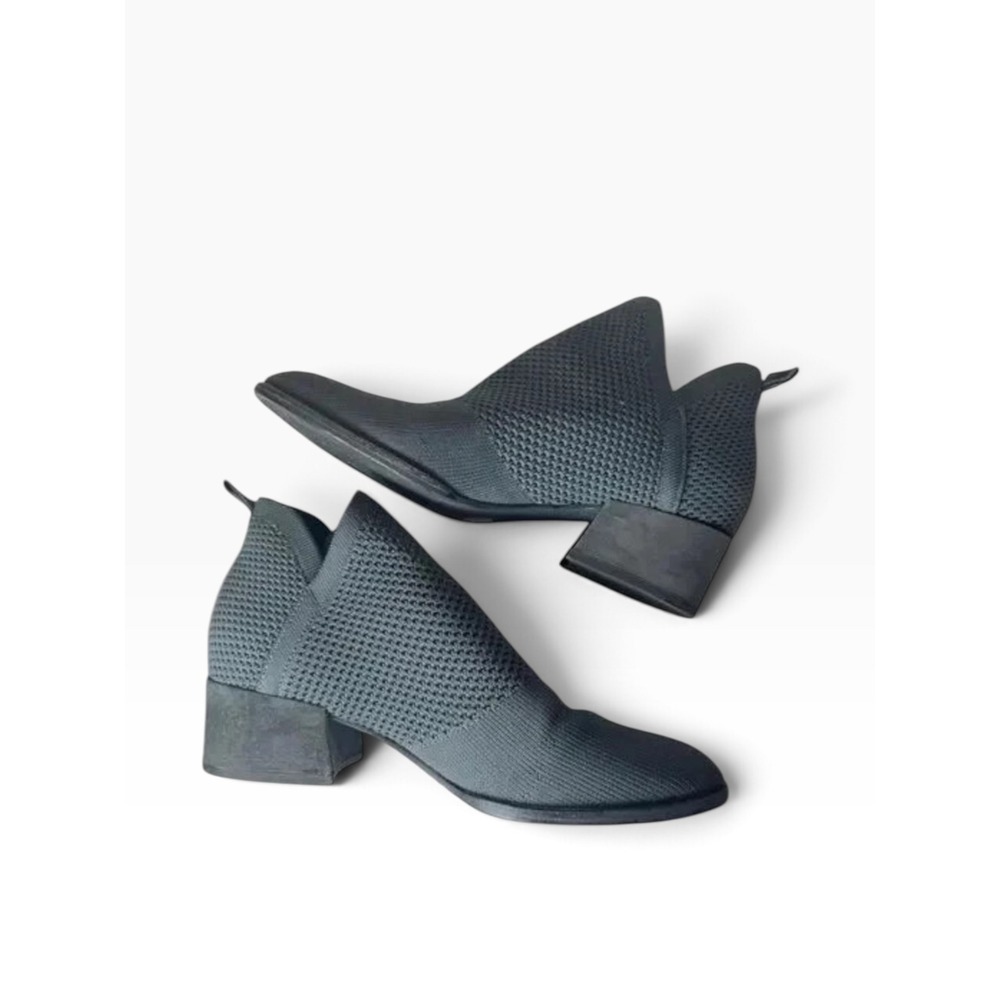 Eileen Fisher Clever Knit Chelsea Booties Graphite Gray 6.5M Ankle Boots